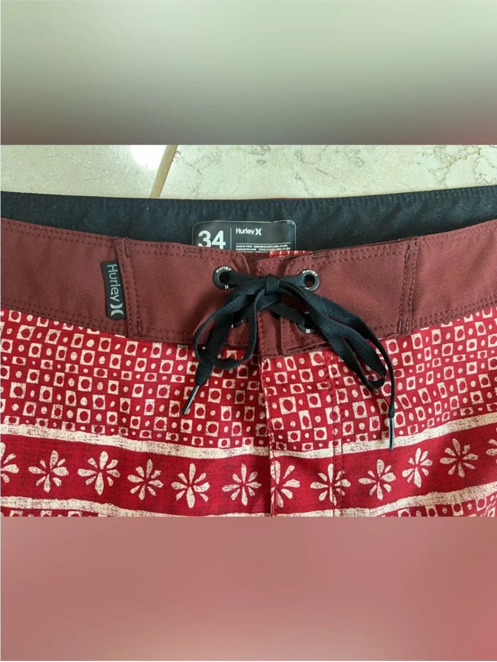 Hurley Mens Boardshorts Size 34 Red Burgundy Black Geometric Striped Swim Trunks